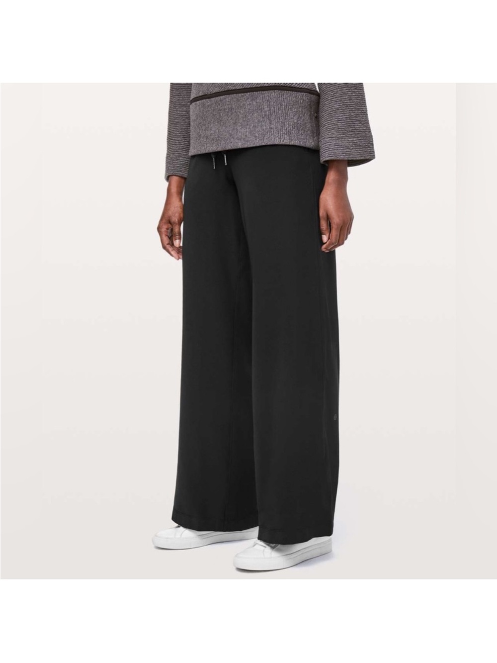 Lululemon On the fly wide leg pants